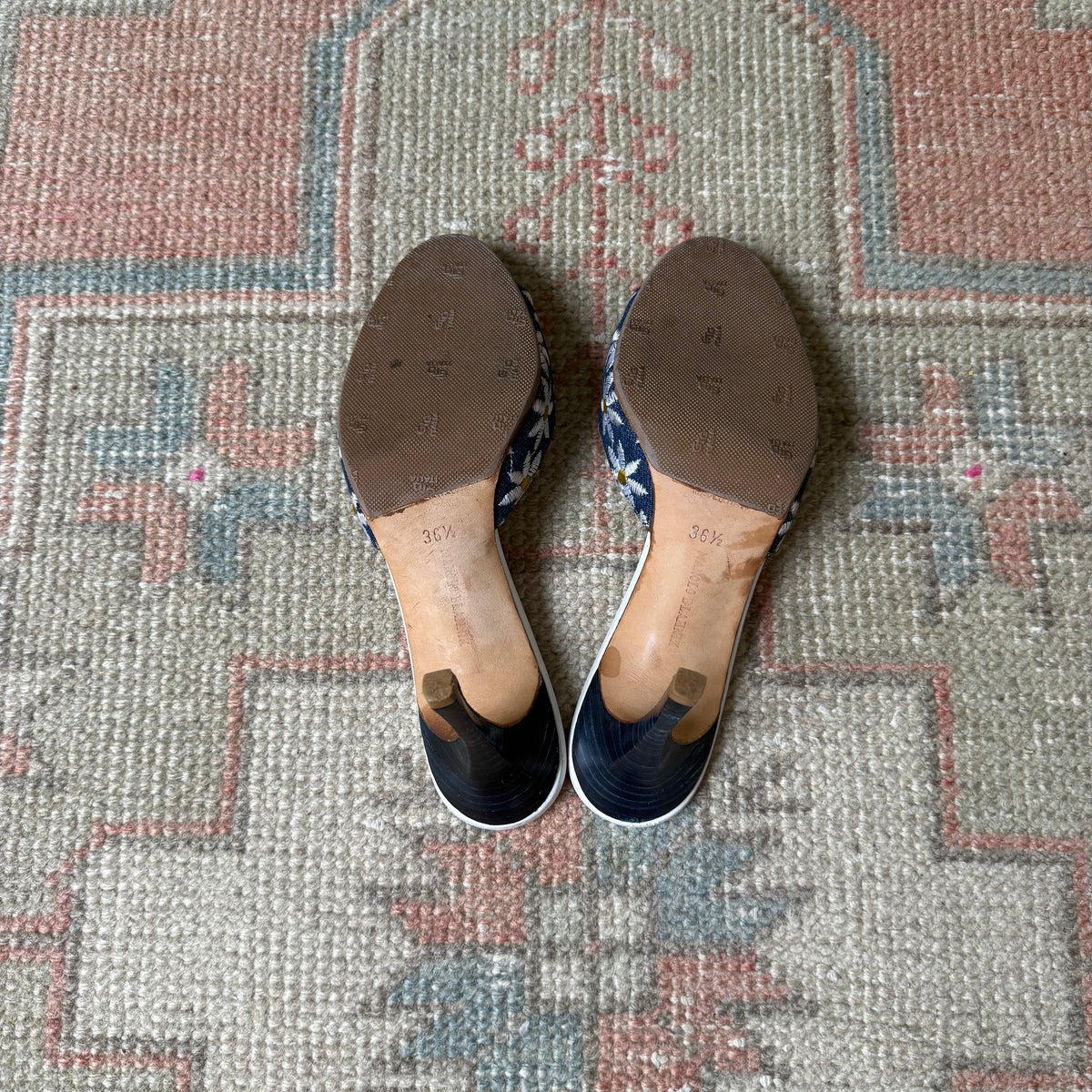 Y2K Denim Manolo Blahnik Daisy Mules - US 6.5