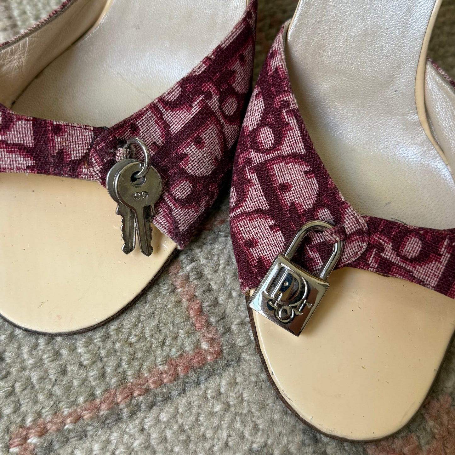 S/S2004 Galliano Dior Burgundy Lock & Key Mules - US 8