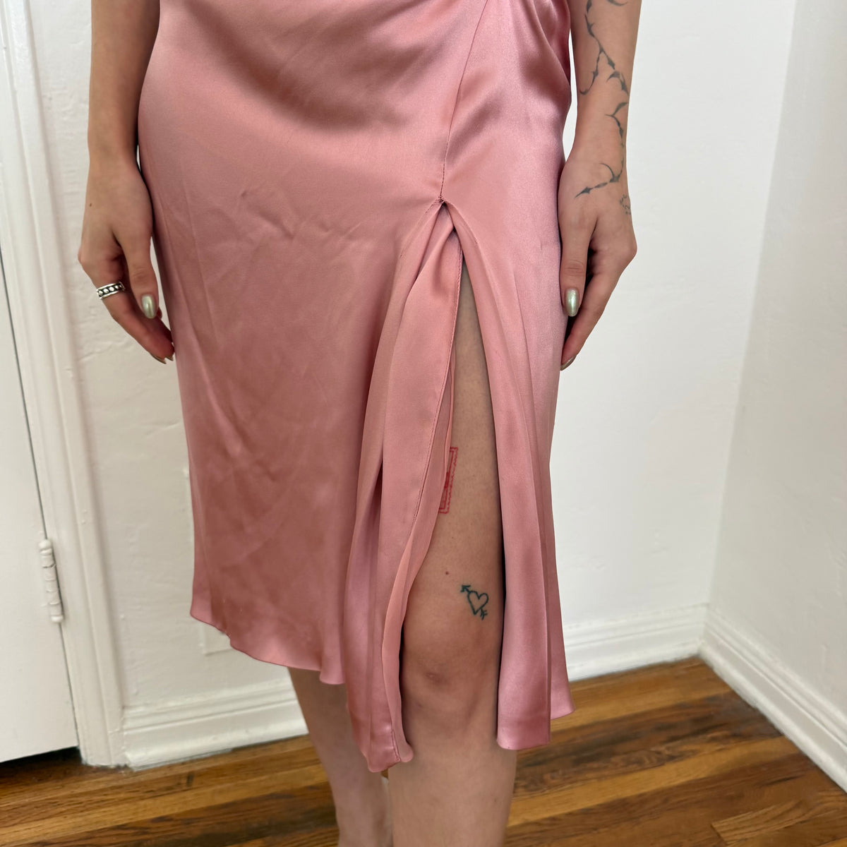 Spring 1998 Tom Ford Gucci Pink Silk Satin Dress - US 2-4